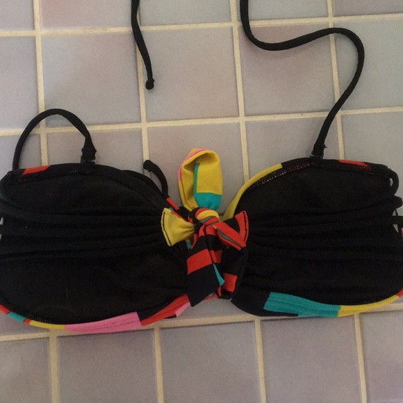 Geometric bikini top - Picture 2 of 4